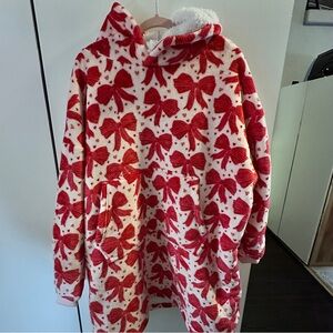 Cozy Red Bow Patterned Women's Hooded Blanket ❤️🎀 IW-551